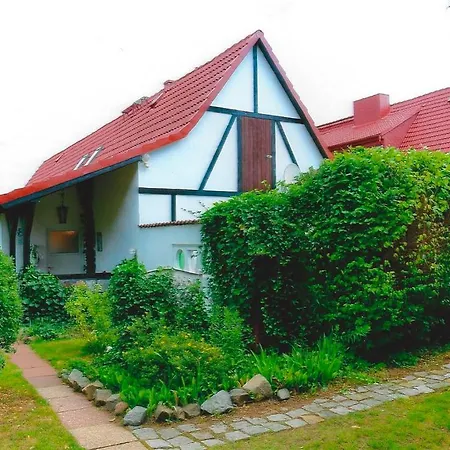 Mecklenburgische Seenplatte Holiday home *